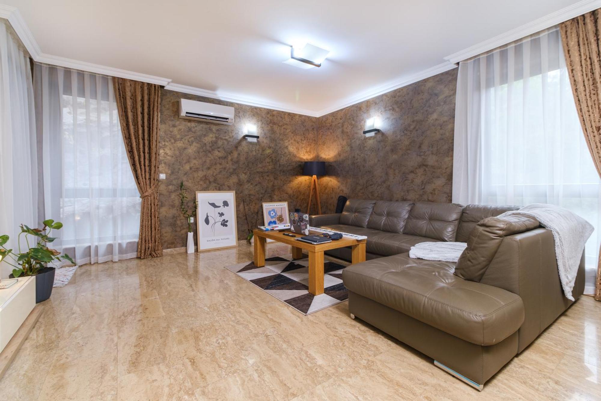 Chic Luxury Escape Close To Kapana Area Plovdiv Exterior photo